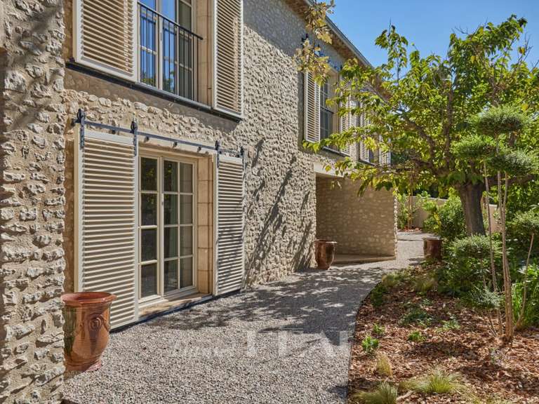 Maison Maussane-les-Alpilles - 6 chambres - 615m²