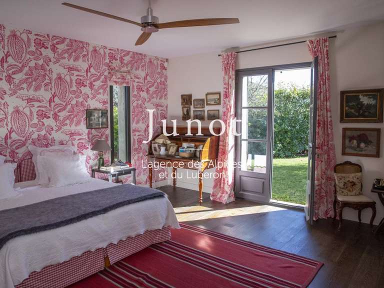 House Maussane-les-Alpilles - 4 bedrooms - 280m²
