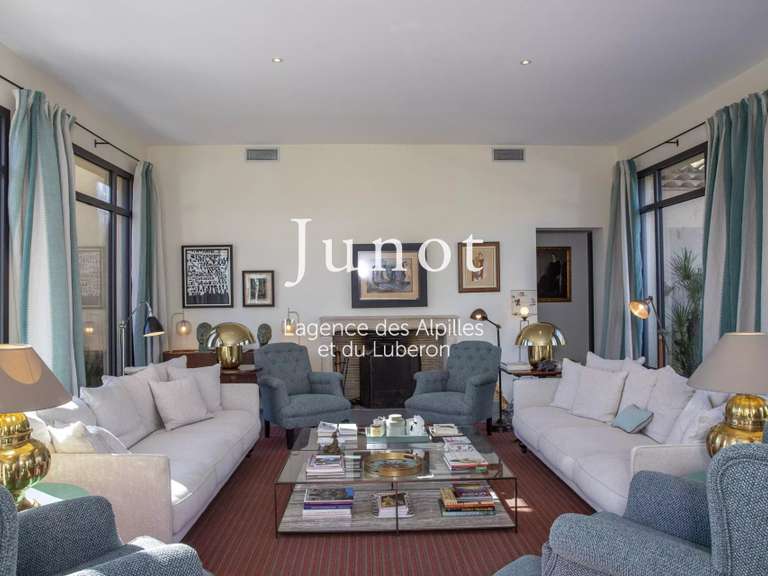House Maussane-les-Alpilles - 4 bedrooms - 280m²