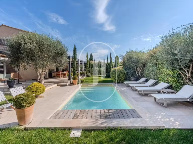 Maison Maussane-les-Alpilles - 5 chambres - 240m²