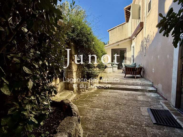 Maison Maussane-les-Alpilles - 2 chambres - 110m²