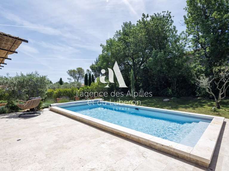House Maussane-les-Alpilles - 4 bedrooms - 135m²