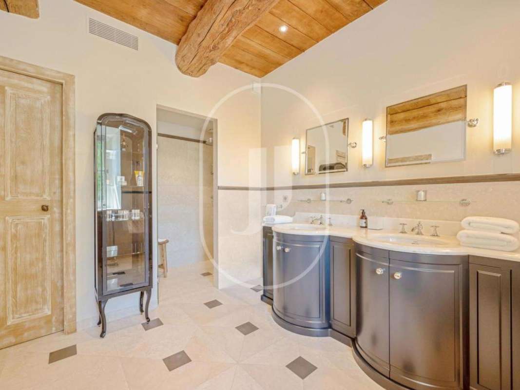 House Maussane-les-Alpilles