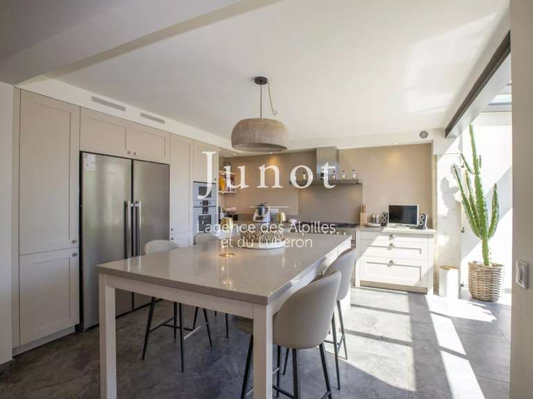 Maison Maussane-les-Alpilles - 4 chambres - 215m²