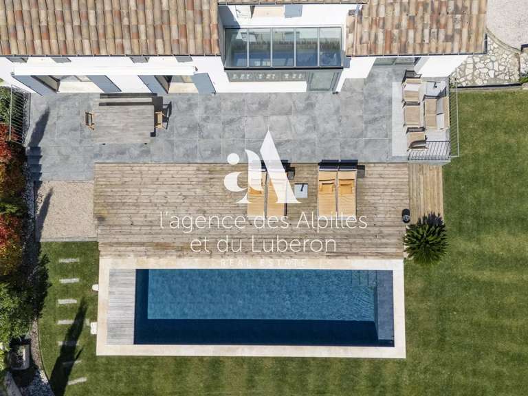 Maison Maussane-les-Alpilles - 3 chambres - 215m²