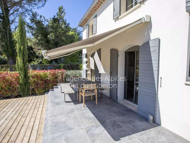 Maison Maussane-les-Alpilles - 3 chambres - 215m²