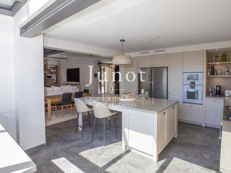 Maison Maussane-les-Alpilles - 4 chambres - 215m²
