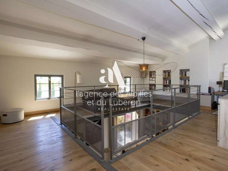 Maison Maussane-les-Alpilles - 3 chambres - 215m²
