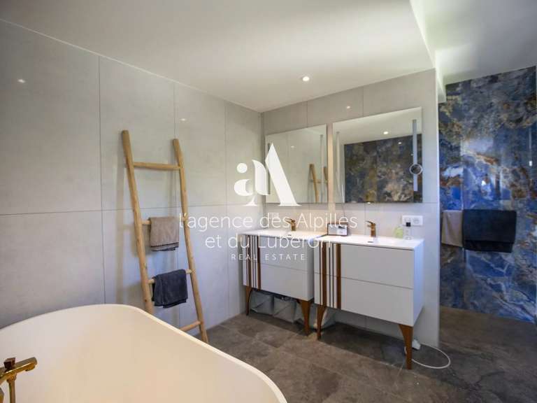 Maison Maussane-les-Alpilles - 3 chambres - 215m²