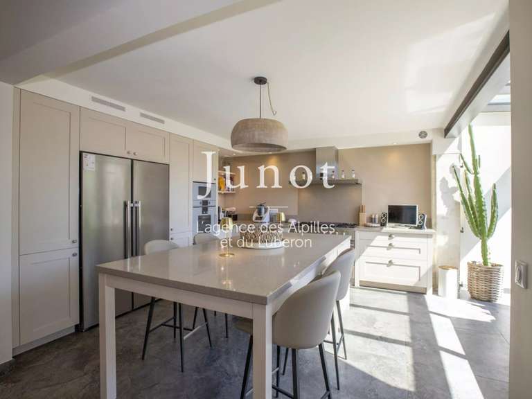 Maison Maussane-les-Alpilles - 4 chambres - 215m²