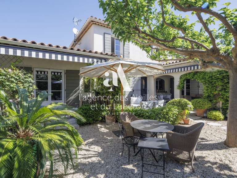 Maison Maussane-les-Alpilles - 4 chambres - 200m²