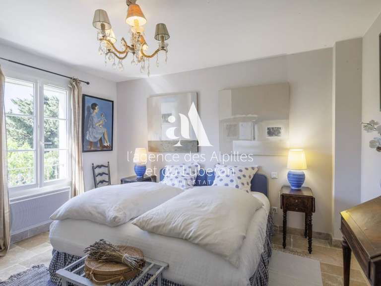 Maison Maussane-les-Alpilles - 4 chambres - 200m²