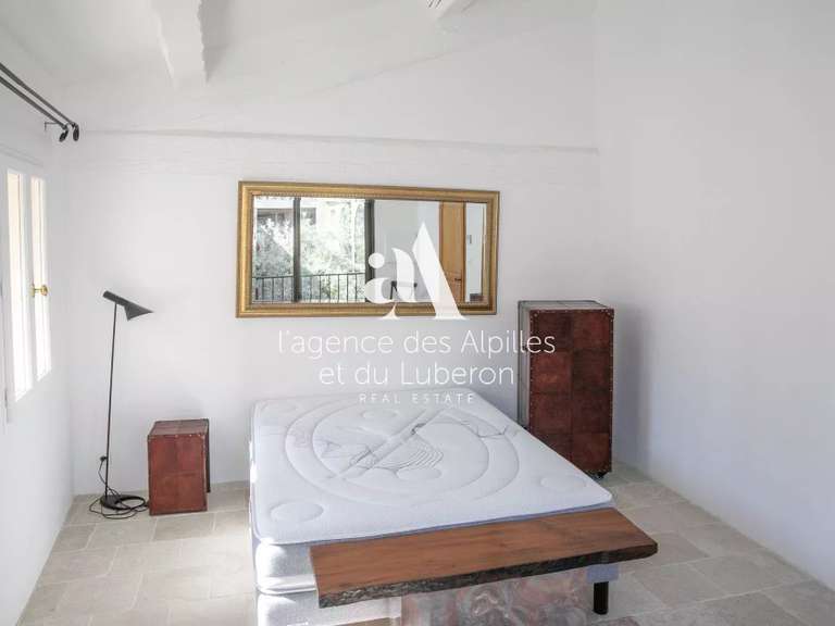 Maison Maussane-les-Alpilles - 3 chambres - 210m²