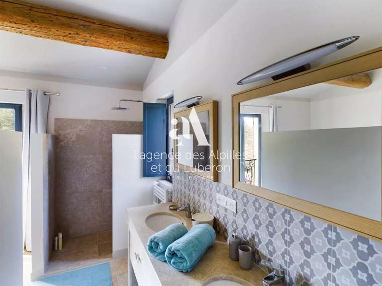 Maison Maussane-les-Alpilles - 3 chambres - 142m²