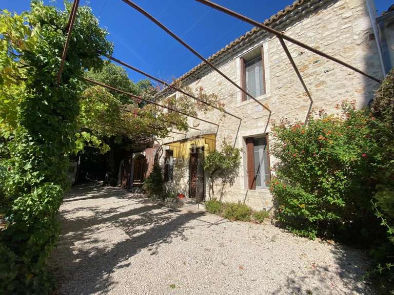 Maison Maussane-les-Alpilles - 2 chambres - 122m²