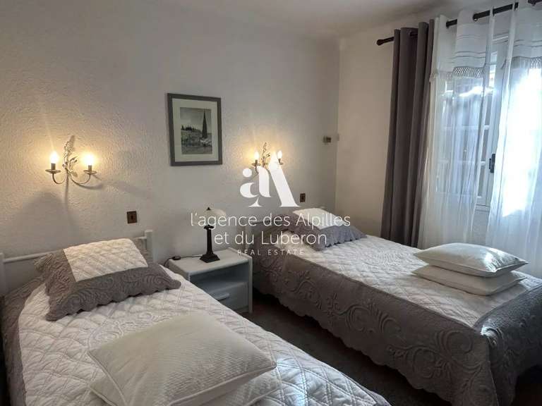 Maison Maussane-les-Alpilles - 5 chambres - 210m²