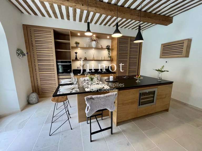 House Maussane-les-Alpilles - 2 bedrooms - 100m²