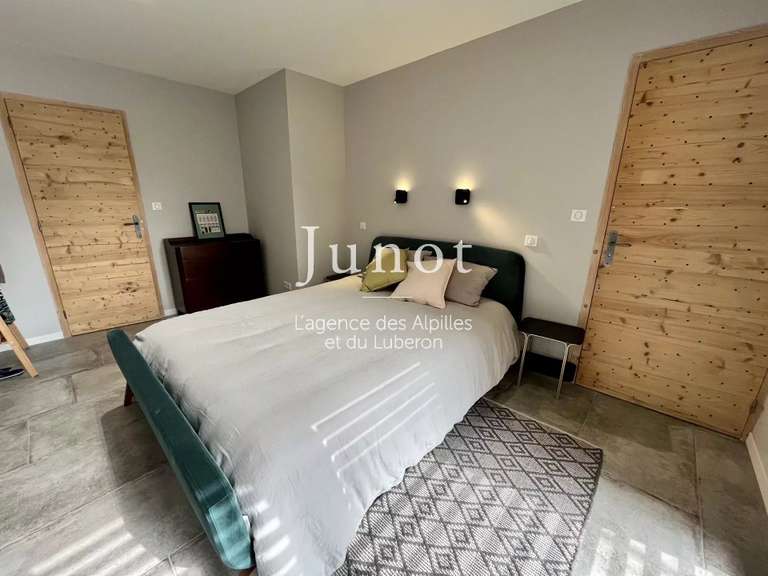 House Maussane-les-Alpilles - 4 bedrooms - 155m²