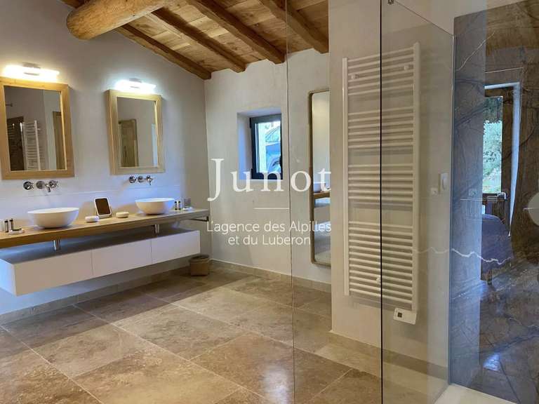 House Maussane-les-Alpilles - 5 bedrooms - 10000m²
