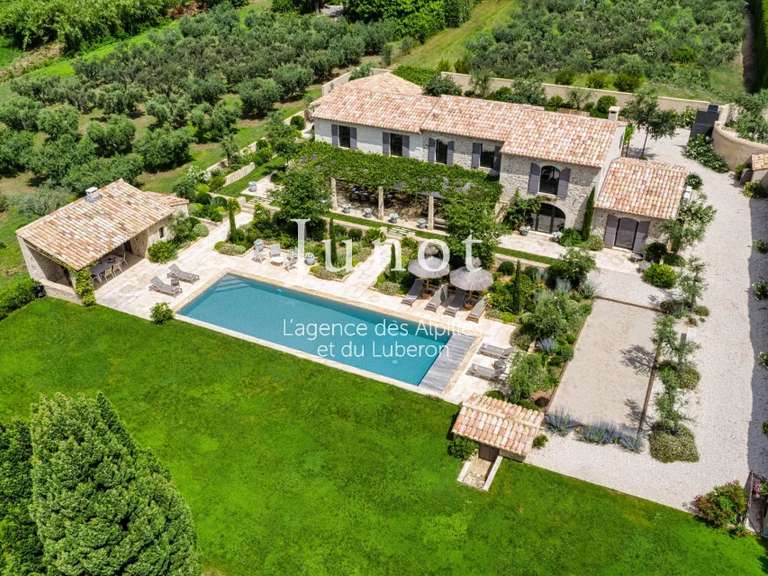 House Maussane-les-Alpilles - 5 bedrooms - 10000m²