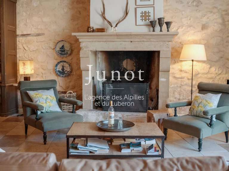 House Maussane-les-Alpilles - 4 bedrooms - 350m²