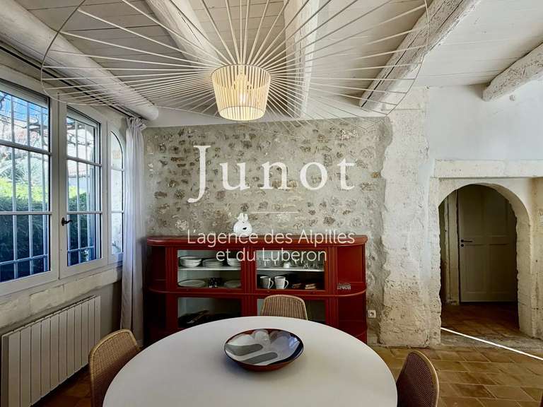 Maison Maussane-les-Alpilles - 2 chambres - 110m²