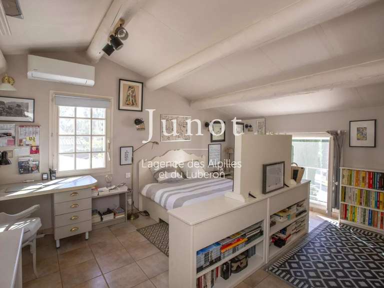 Maison Maussane-les-Alpilles - 3 chambres - 207m²