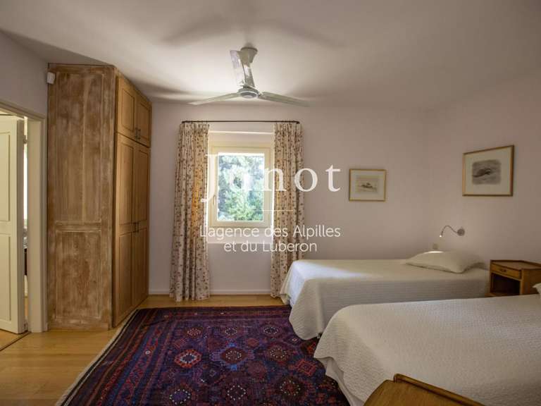 Maison Maussane-les-Alpilles - 2 chambres - 220m²