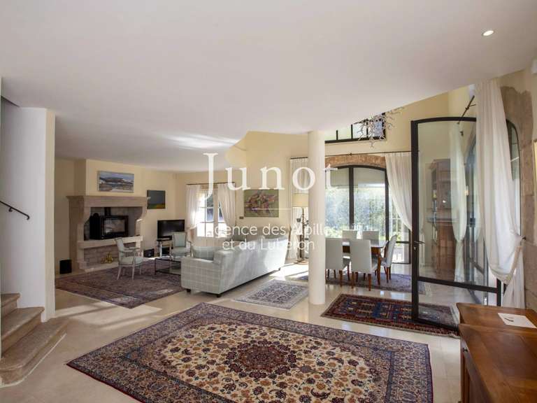 Maison Maussane-les-Alpilles - 2 chambres - 220m²