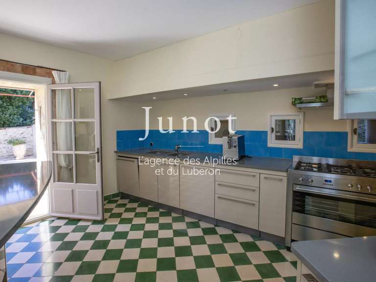 Maison Maussane-les-Alpilles - 2 chambres - 220m²