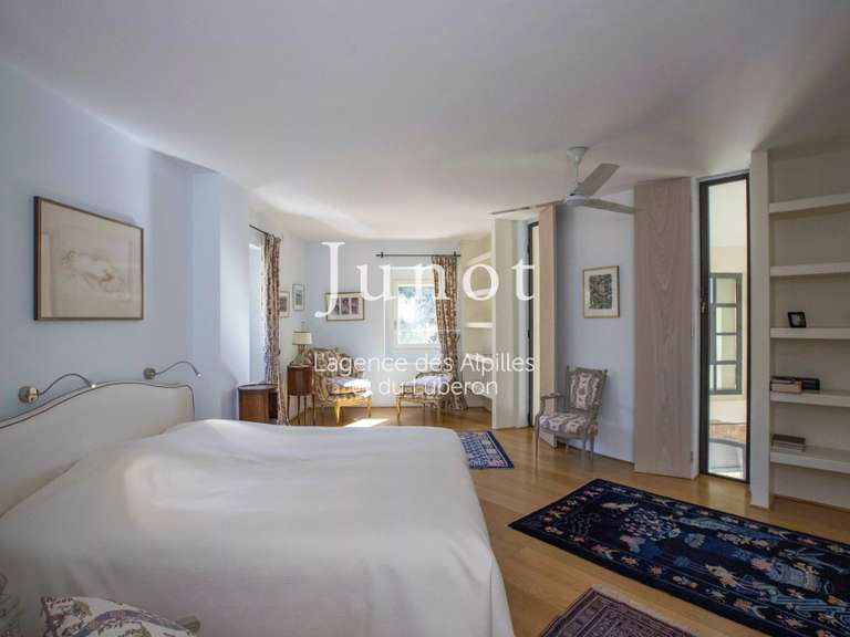 Maison Maussane-les-Alpilles - 2 chambres - 220m²