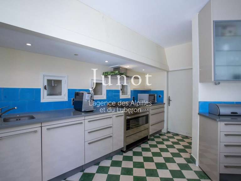 Maison Maussane-les-Alpilles - 2 chambres - 220m²