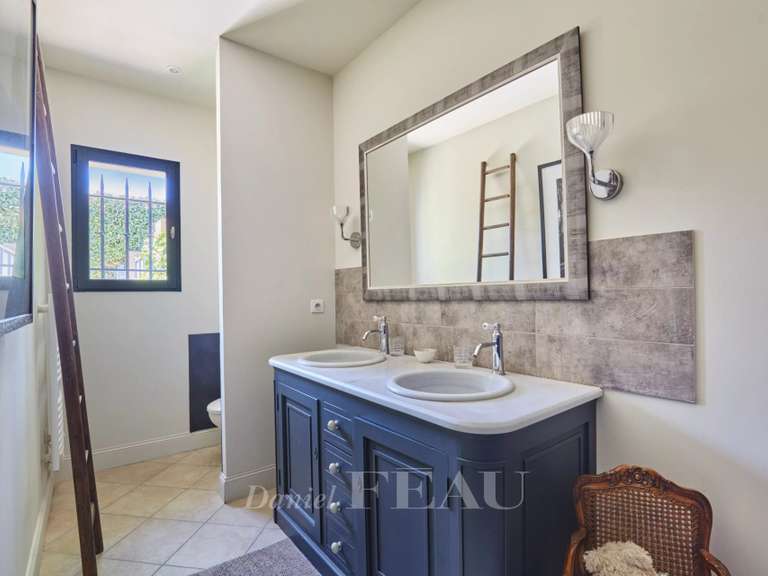 Maison Maussane-les-Alpilles - 2 chambres - 208m²