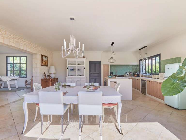 Maison Maussane-les-Alpilles - 2 chambres - 208m²