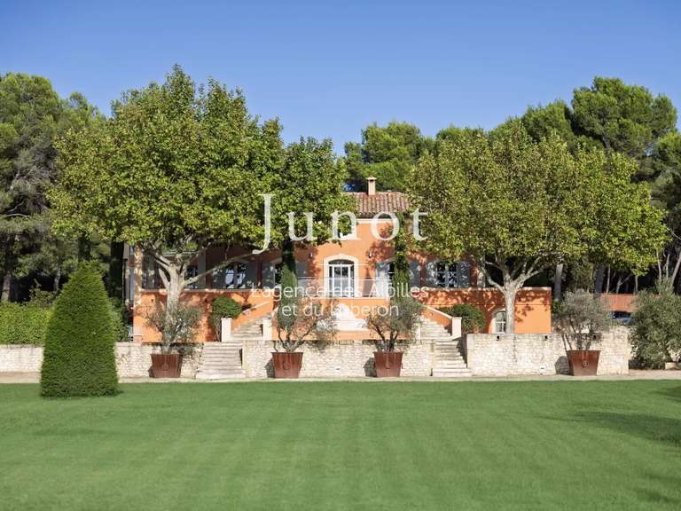 Propriété Maussane-les-Alpilles - 6 chambres - 670m²