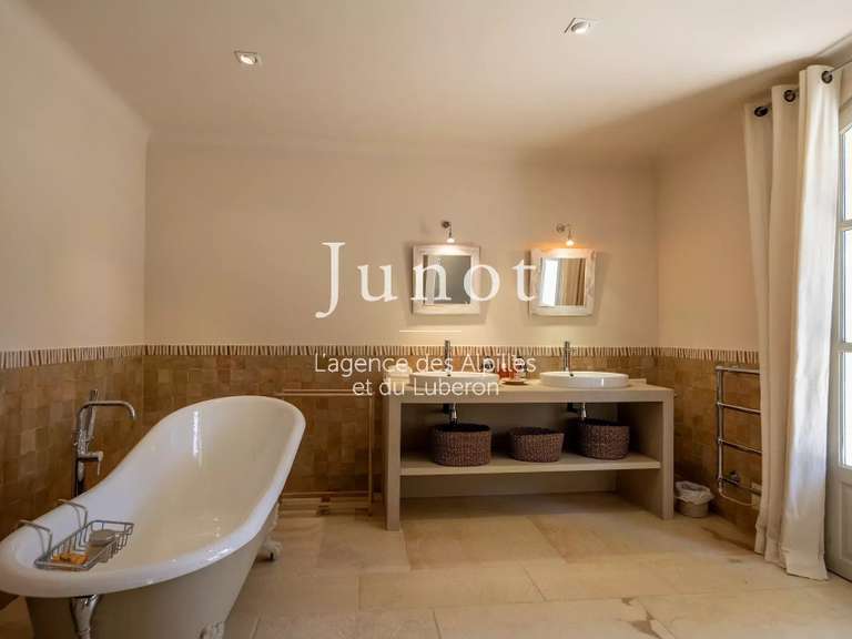 Propriété Maussane-les-Alpilles - 6 chambres - 670m²
