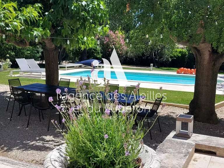 Villa Maussane-les-Alpilles - 4 chambres - 200m²