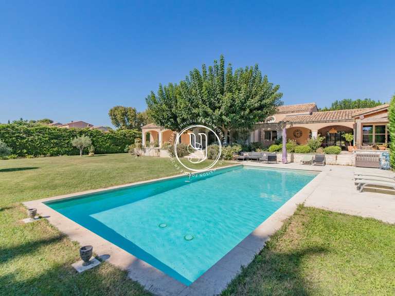 Villa Maussane-les-Alpilles - 6 bedrooms - 247m²
