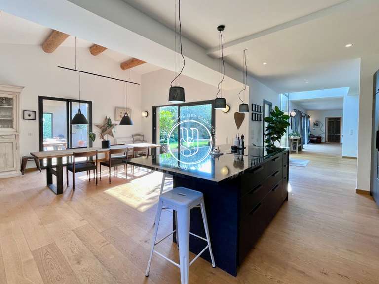 Villa Maussane-les-Alpilles - 4 bedrooms - 240m²