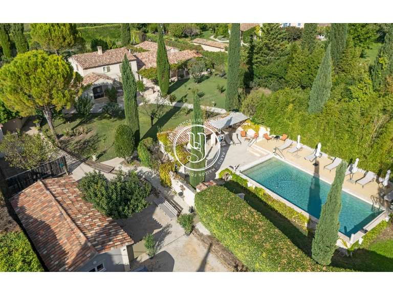 Villa Maussane-les-Alpilles - 5 chambres - 200m²