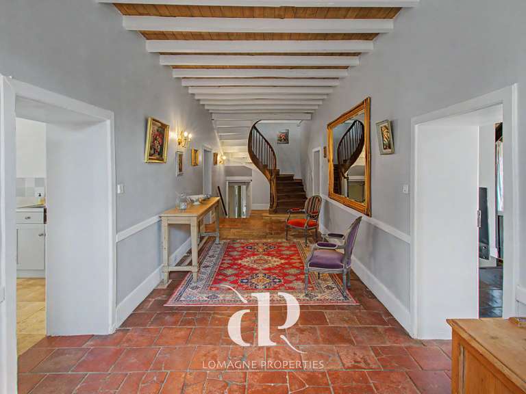 Maison Mauvezin - 11 chambres - 573m²