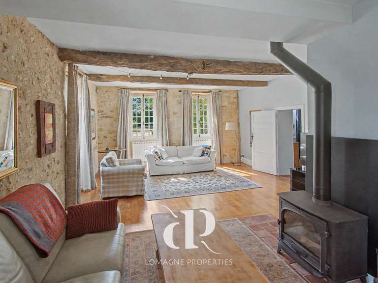 Maison Mauvezin - 11 chambres - 573m²