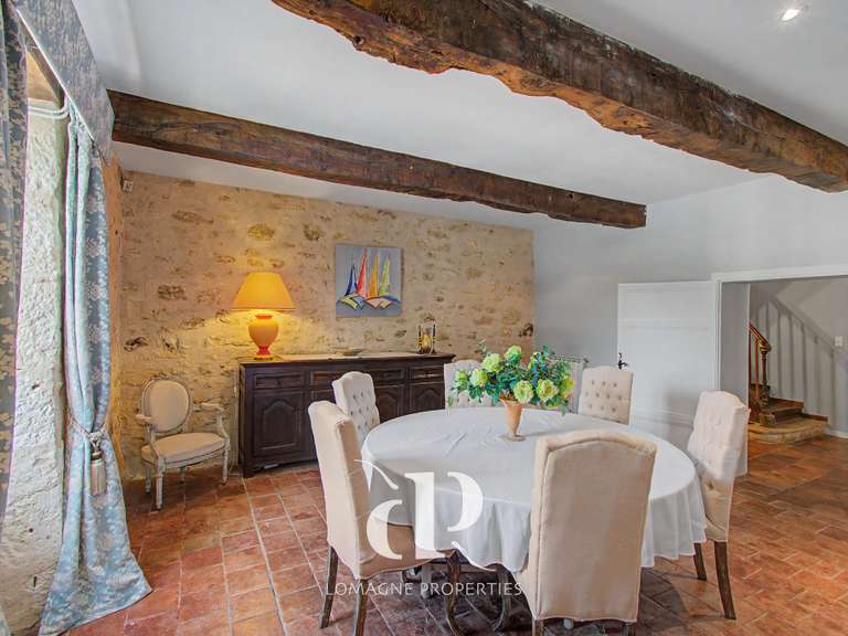 Maison Mauvezin - 11 chambres - 573m²