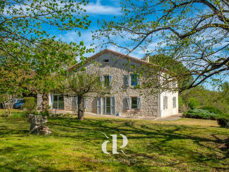 Maison Mauvezin - 4 chambres - 259m²