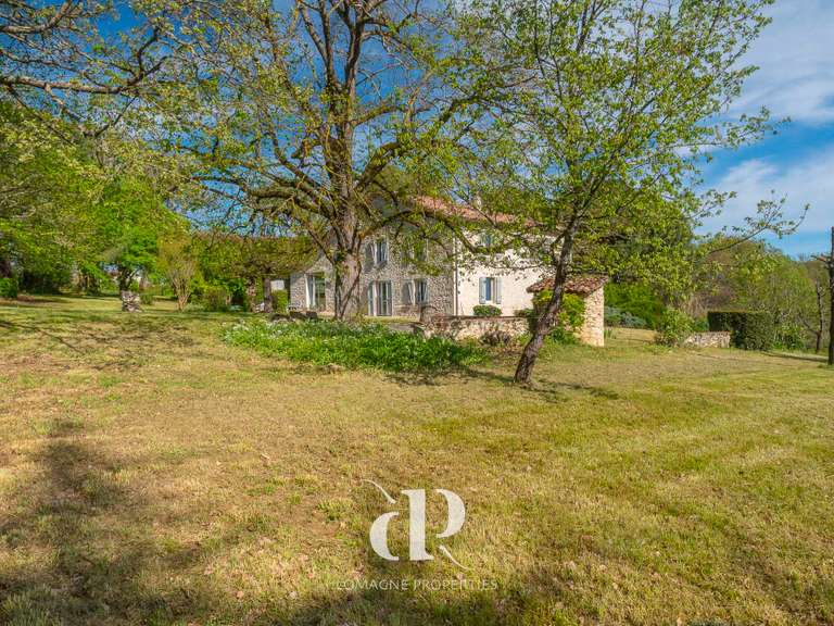 Maison Mauvezin - 4 chambres - 259m²