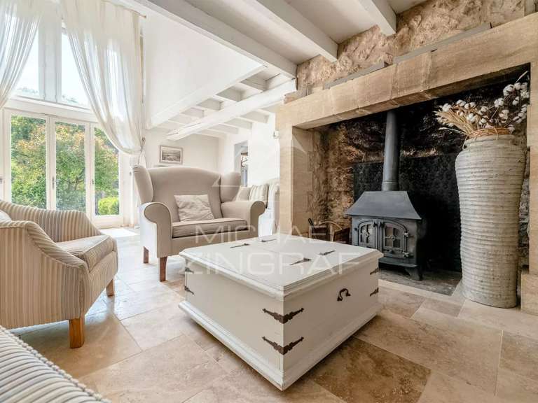 Propriété Mauzens-et-Miremont - 12 chambres - 1800m²