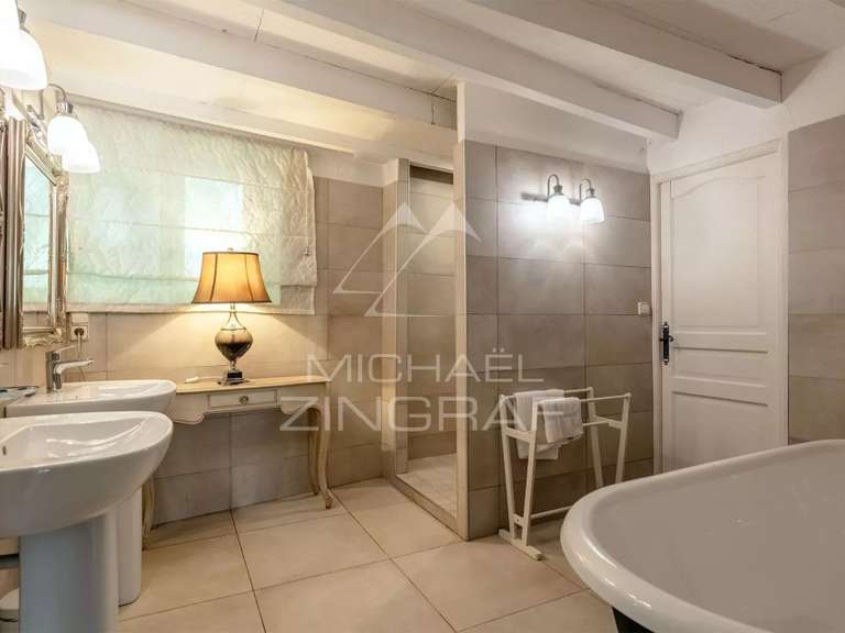 Propriété Mauzens-et-Miremont - 12 chambres - 1800m²