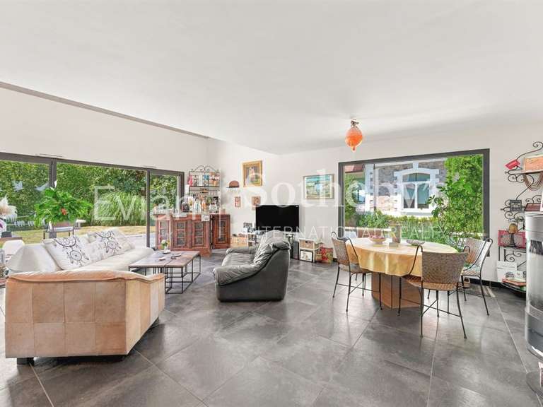 Maison Maxilly-sur-Léman - 3 chambres - 150m²
