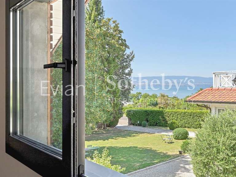 Maison Maxilly-sur-Léman - 3 chambres - 150m²