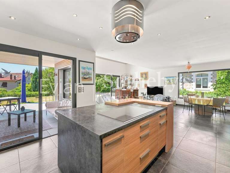 Maison Maxilly-sur-Léman - 3 chambres - 150m²
